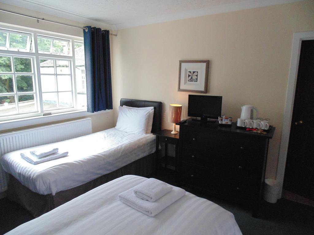 Cedar Inn エディンバラ エクステリア 写真