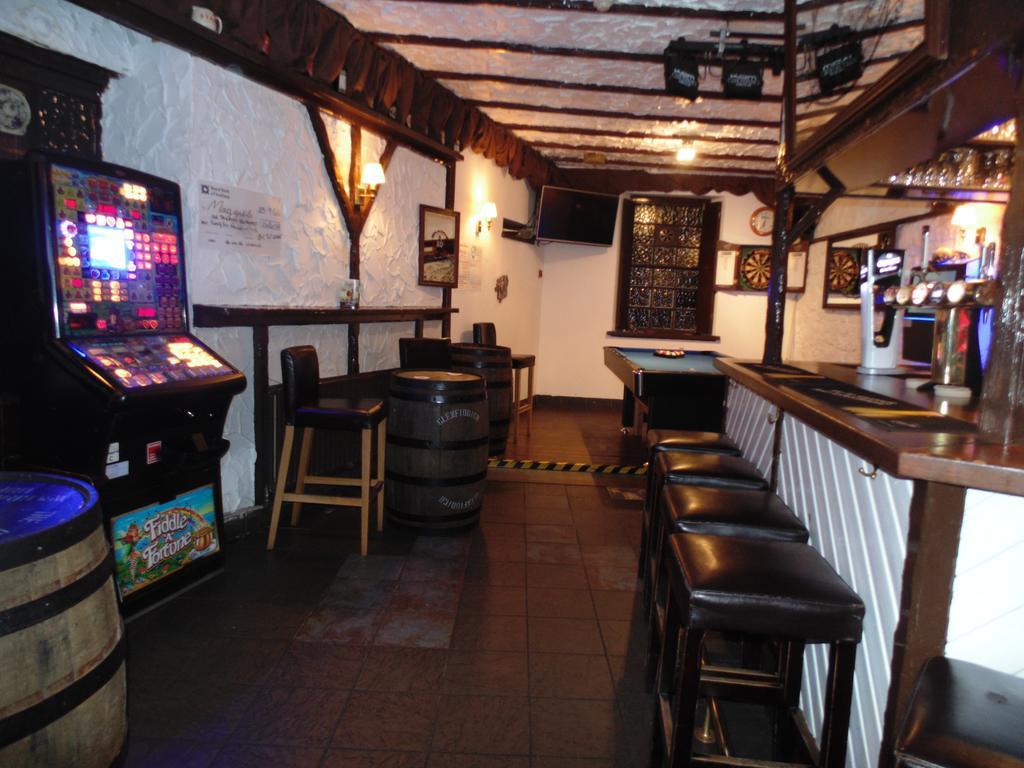 Cedar Inn エディンバラ エクステリア 写真