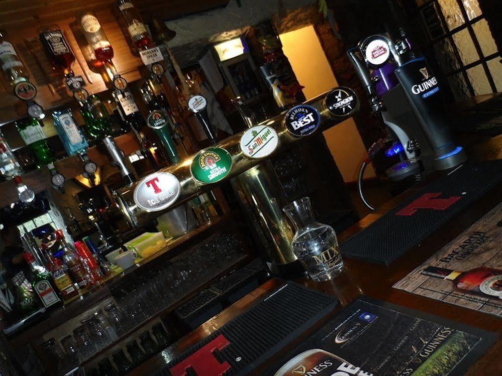 Cedar Inn エディンバラ エクステリア 写真